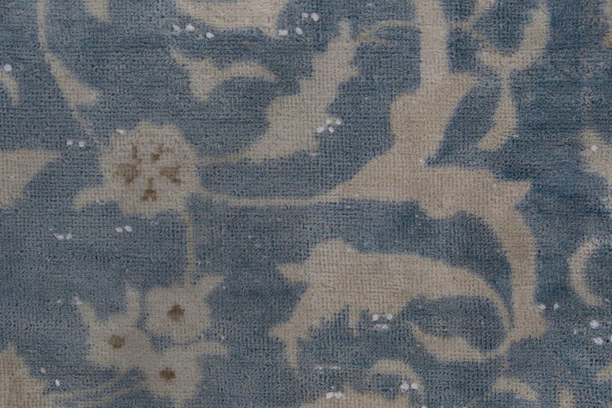 2104, Persian Kashan Oversized Rug