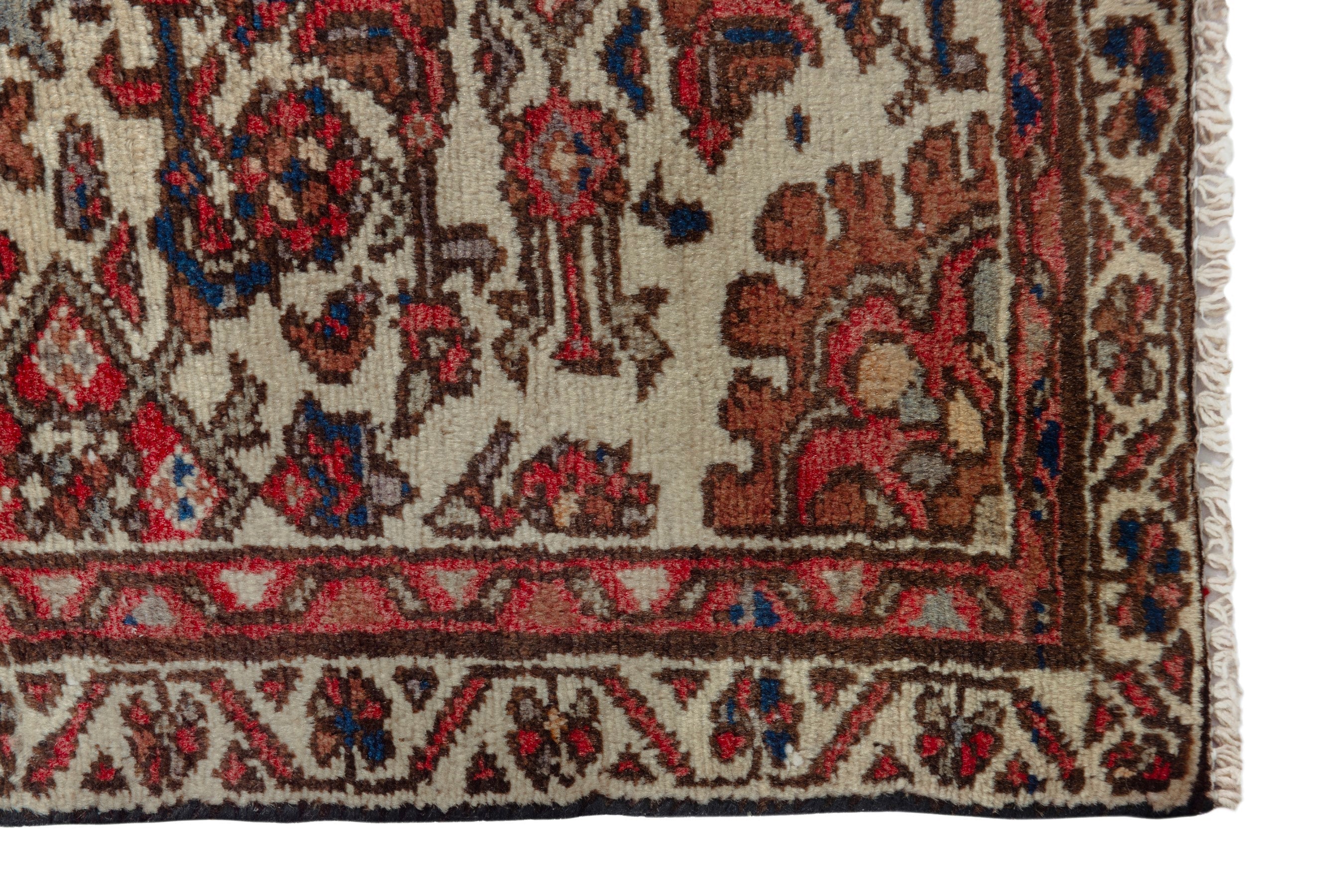 Persian Hamedan accent rug in cream and brick, view 5 of 7