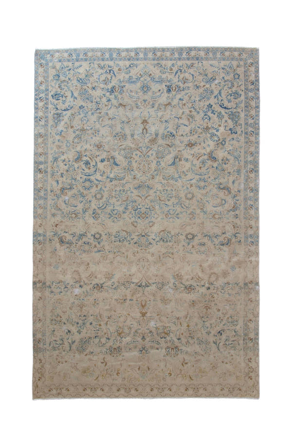 2502, Persian Kashan Area Rug