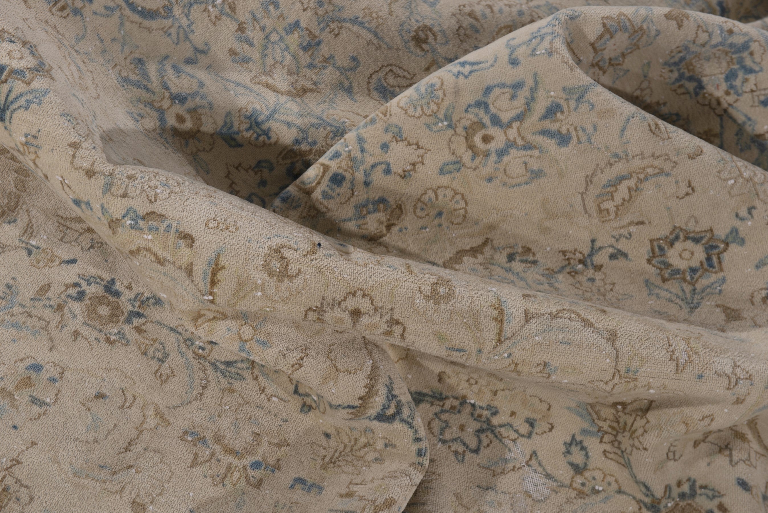 Persian Kashan area rug in cream and powder blue, view 20 of 21