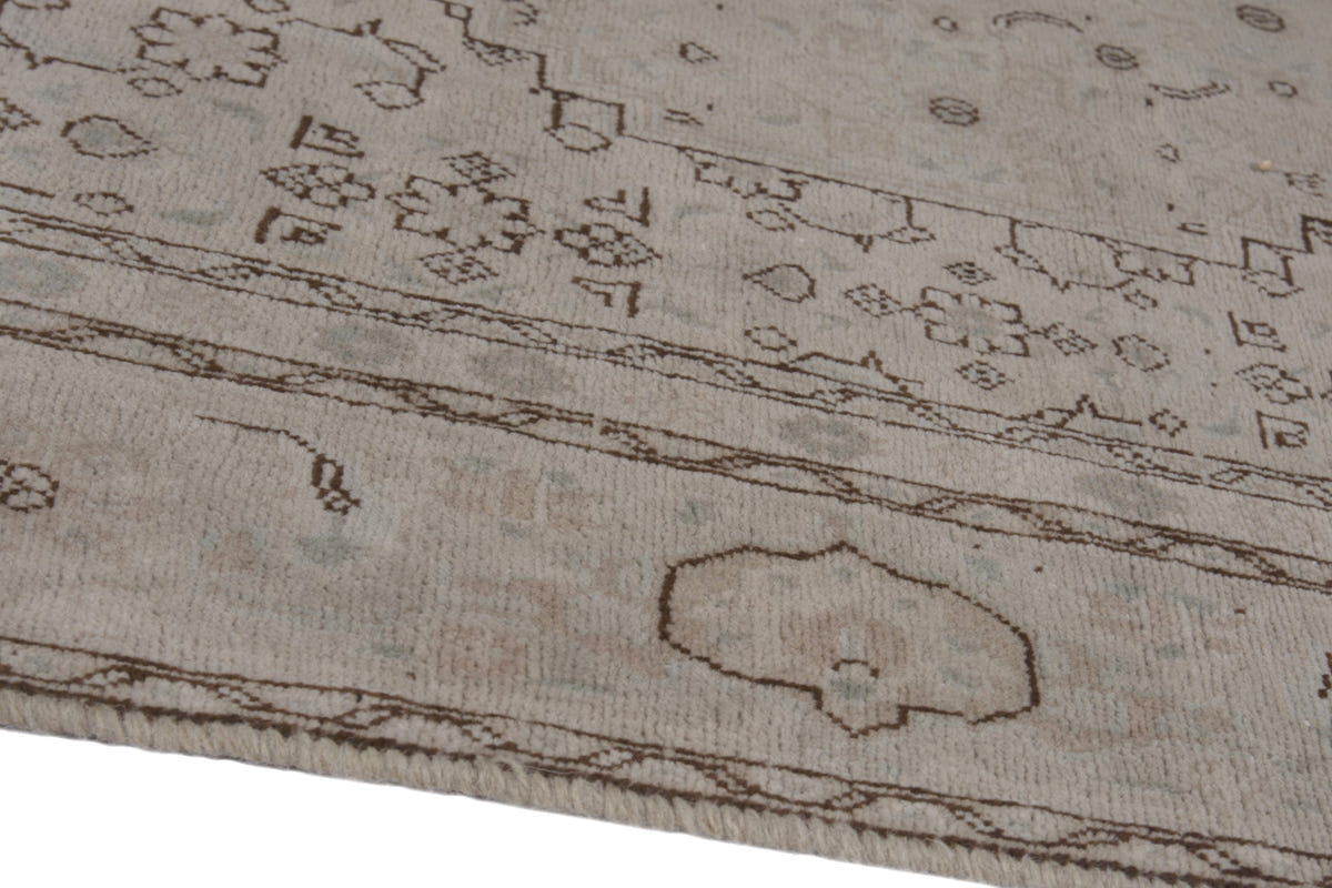 2507, Persian Tabriz Area Rug