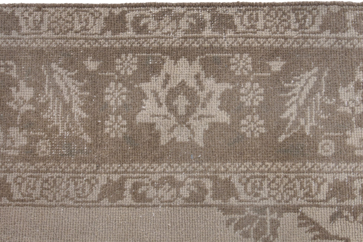 2517, Persian Tabriz Area Rug