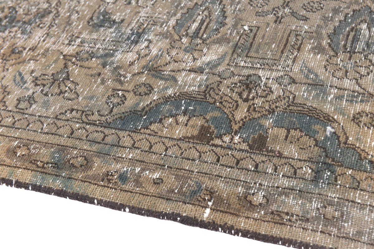 Turkish Anatolian oversized rug in light brown and greige, view 21 of 22