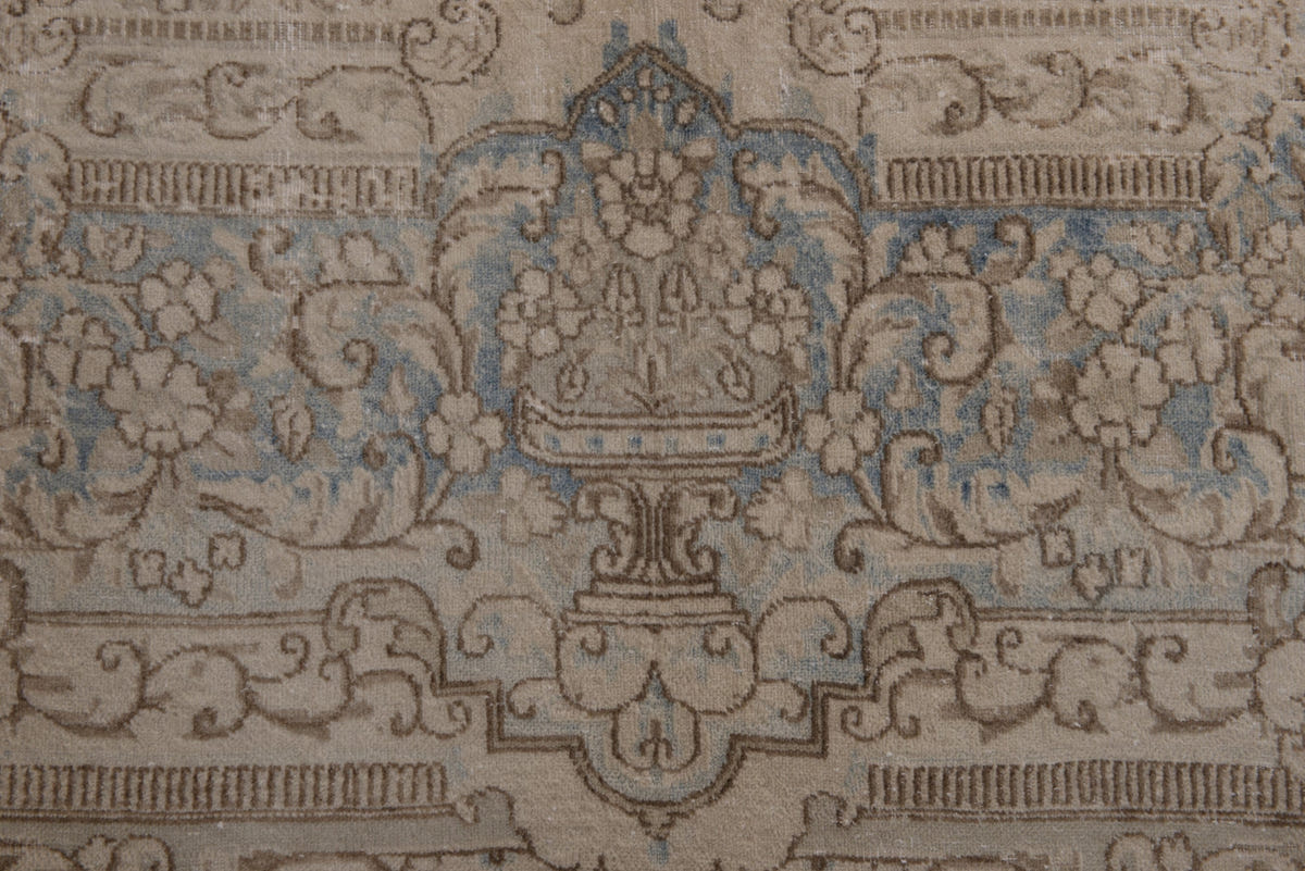 2553, Persian Kerman Oversized Rug