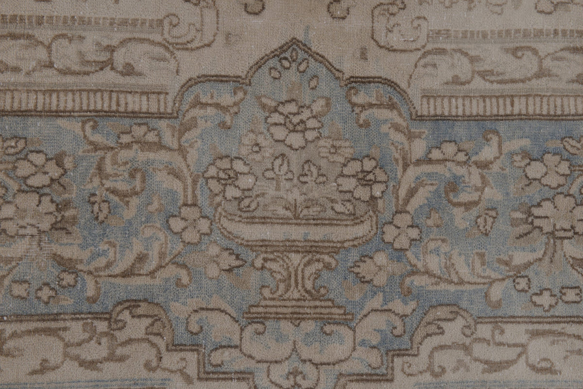 2553, Persian Kerman Oversized Rug