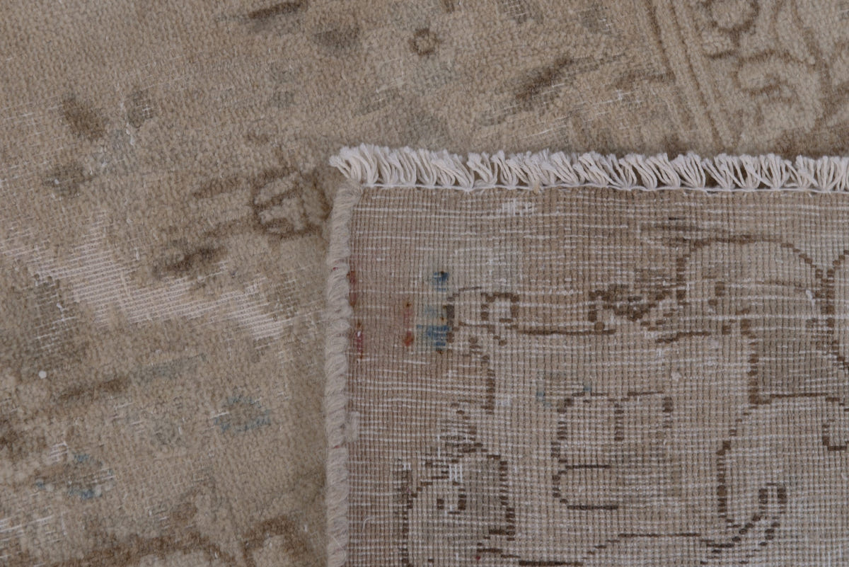 2553, Persian Kerman Oversized Rug