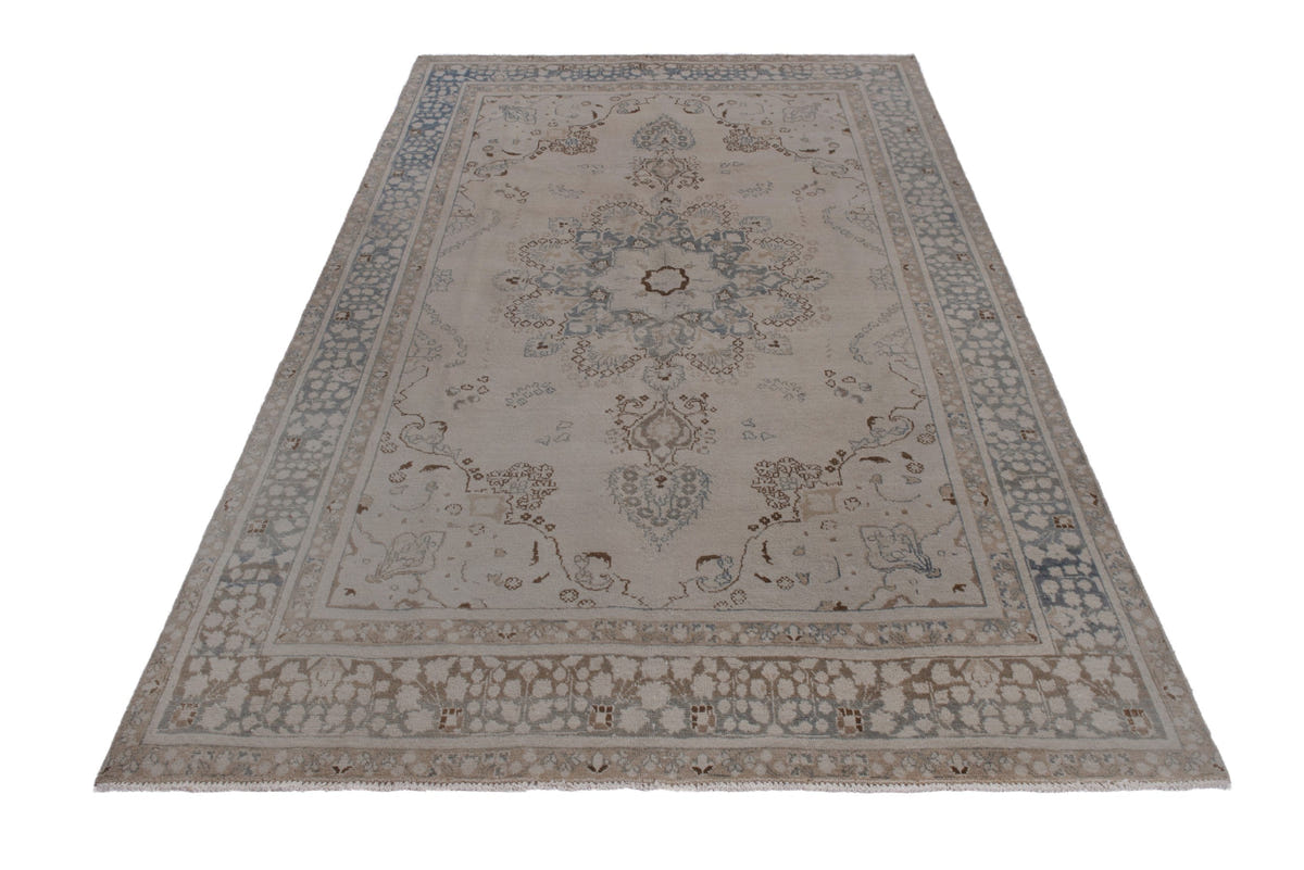 2555, Persian Sabzevar Area Rug