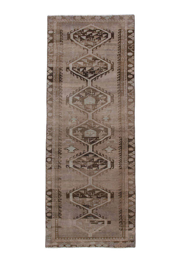 2564, Persian Shiraz Runner Rug