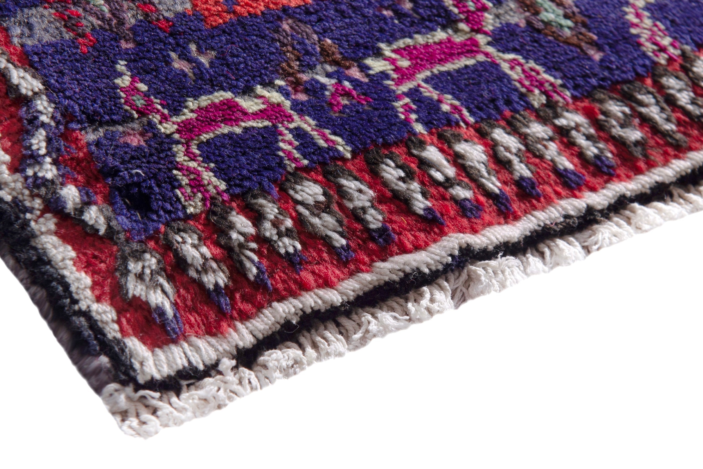 Persian Sirjan accent rug in magenta and burgundy, view 4 of 7