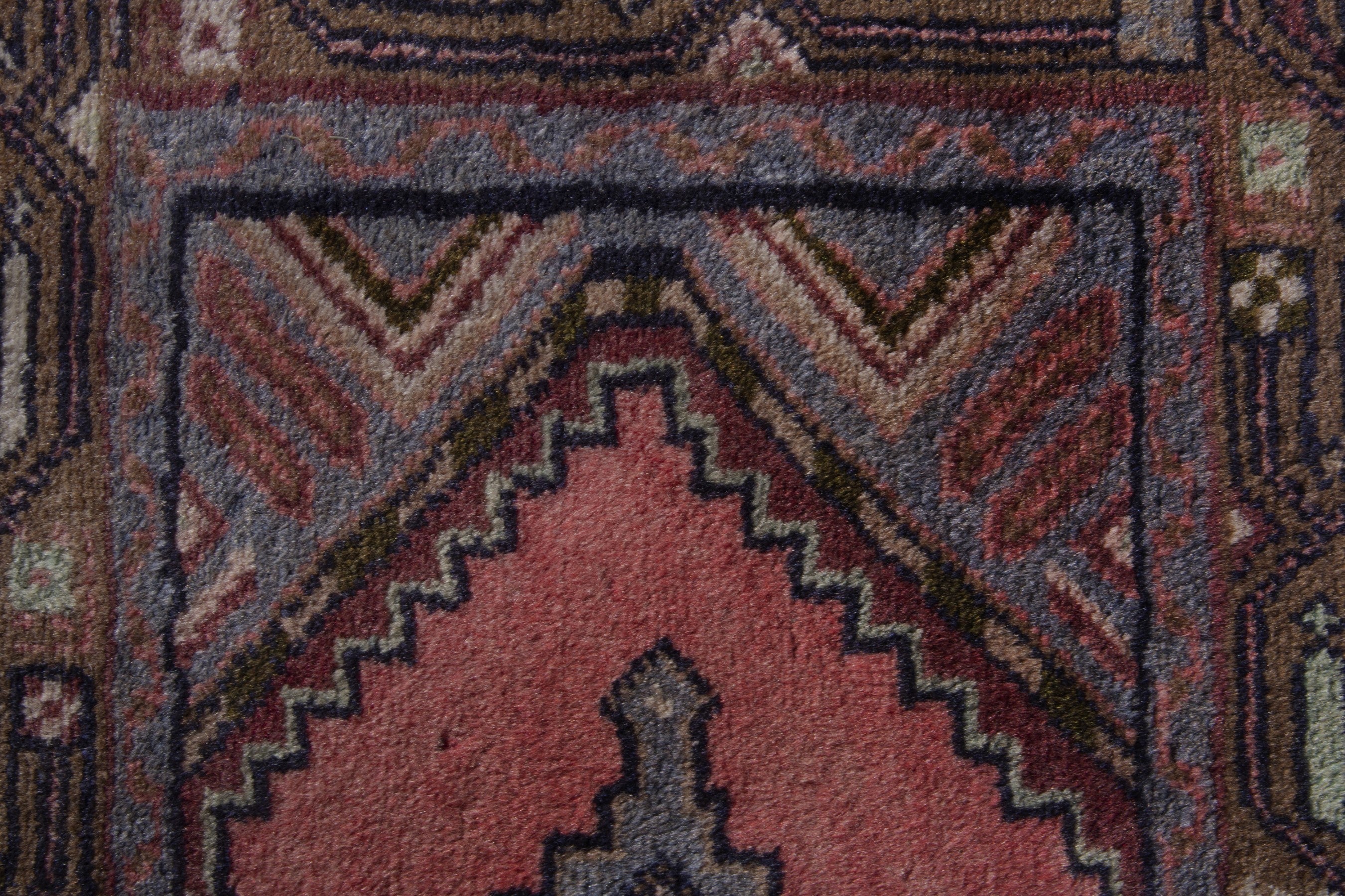 Persian Hamedan accent rug in rose and dark blue, view 5 of 7