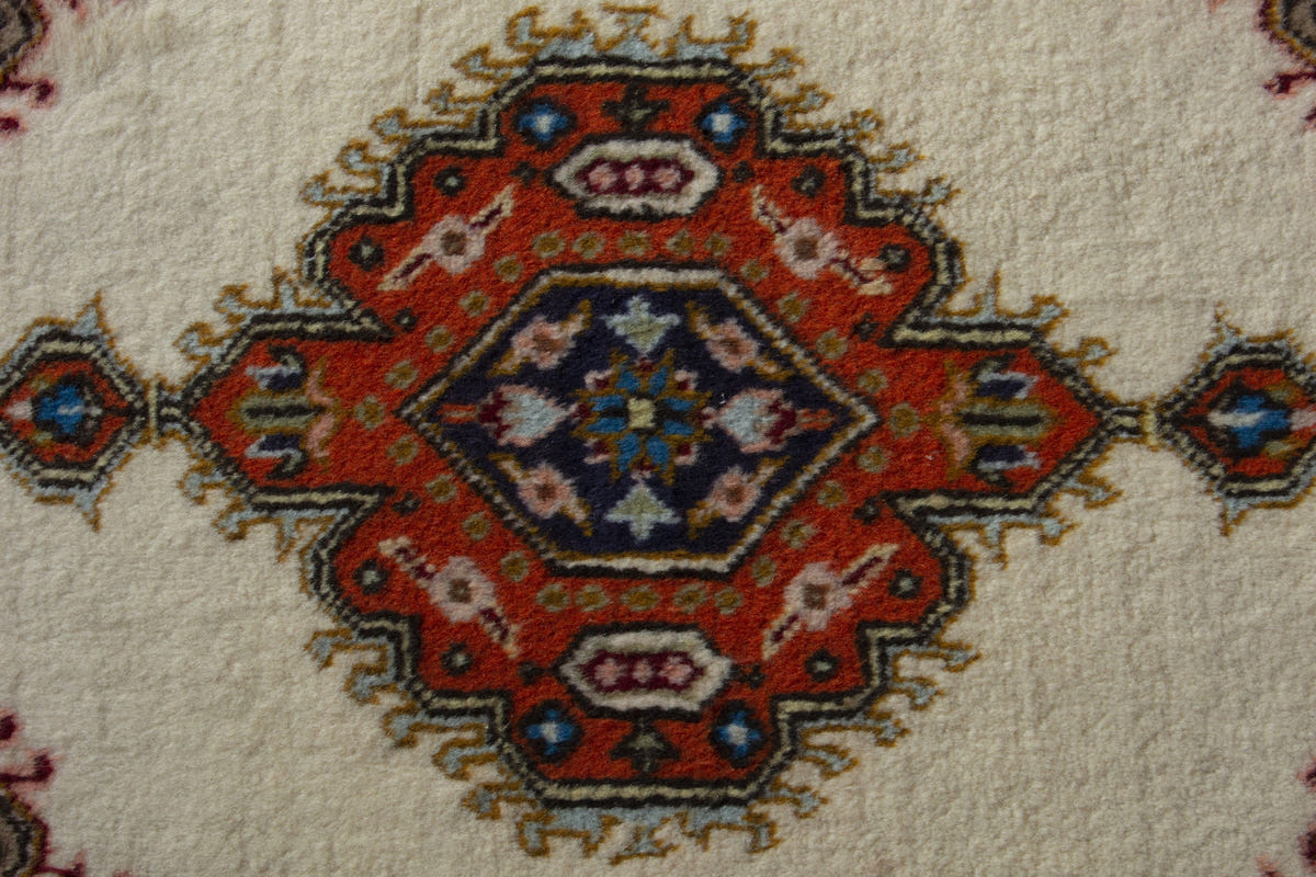 Persian Tabriz accent rug in ivory and rust, view 7 of 9