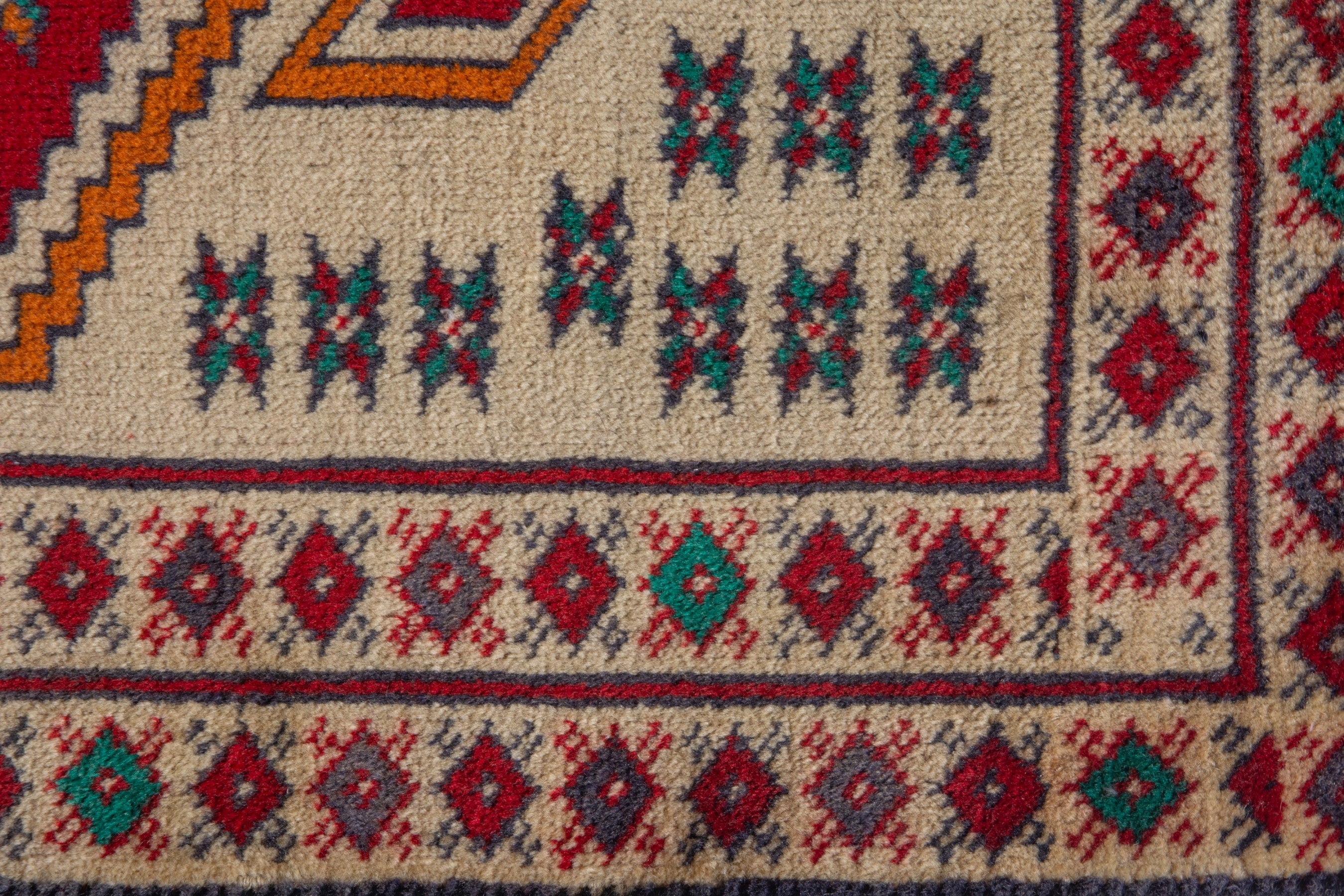 Persian Torkaman accent rug in cream and deep red, view 6 of 8