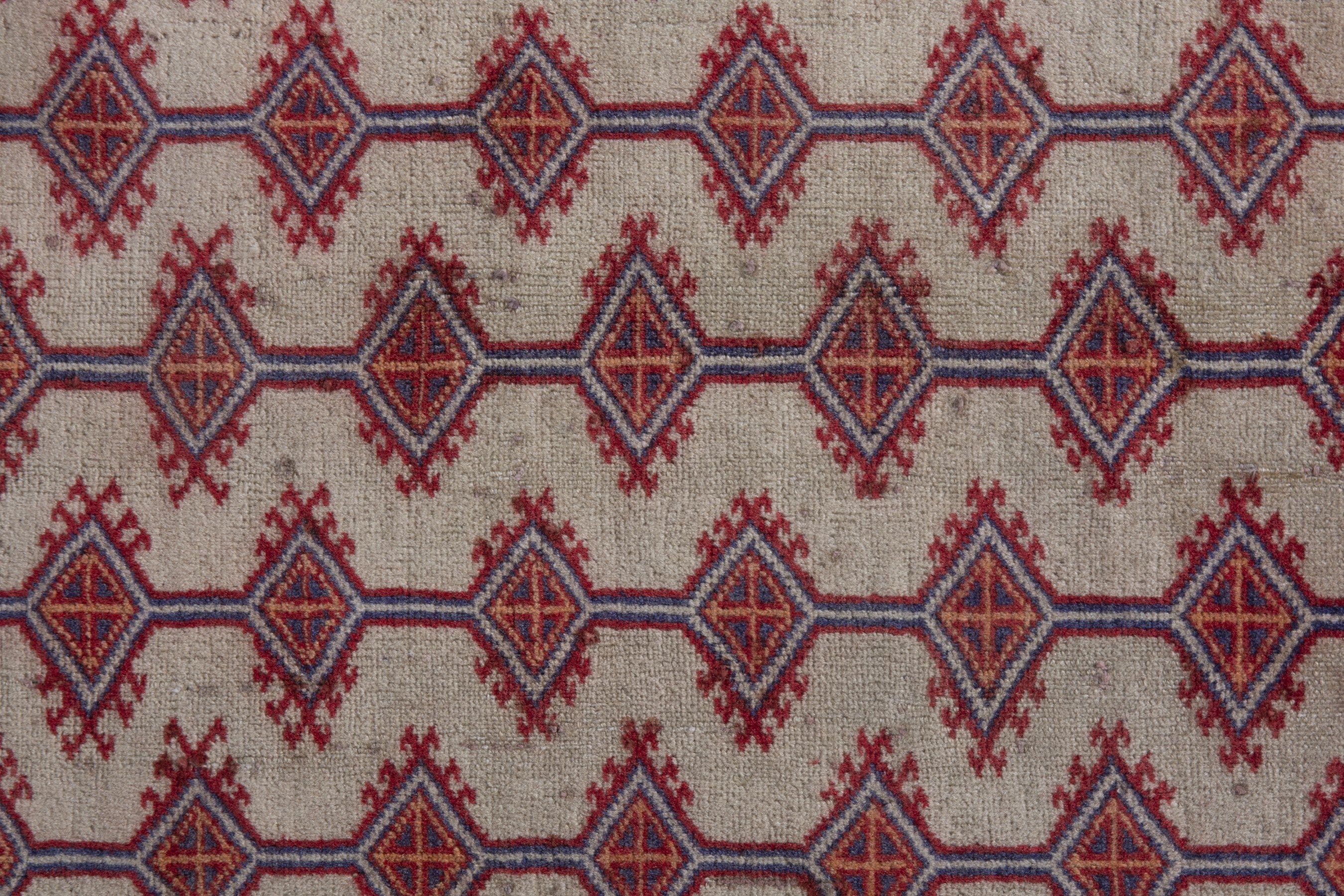 Persian Baluch accent rug in cream and deep red, view 7 of 8