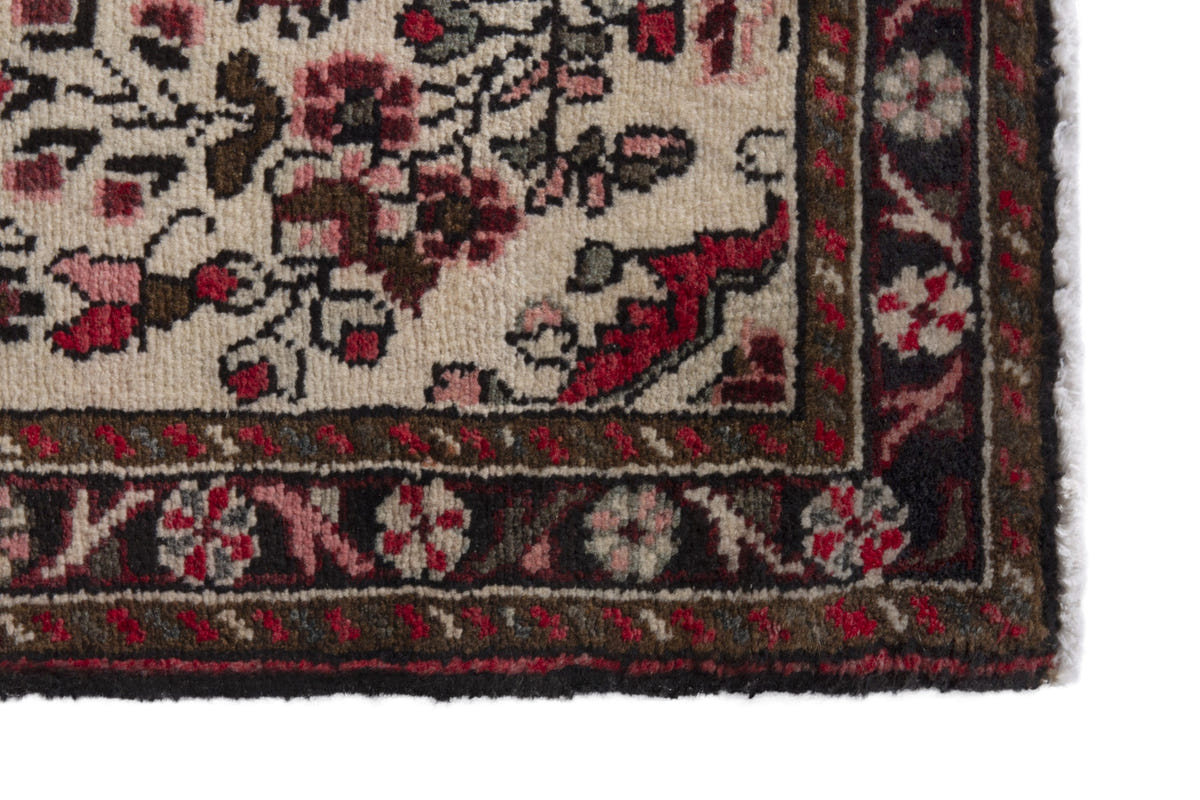 Persian Hamadan accent rug in cream and black, view 5 of 10