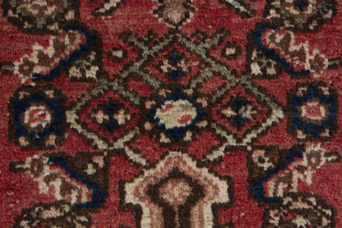 Persian Hamadan accent rug in faded red and cream, view 7 of 10