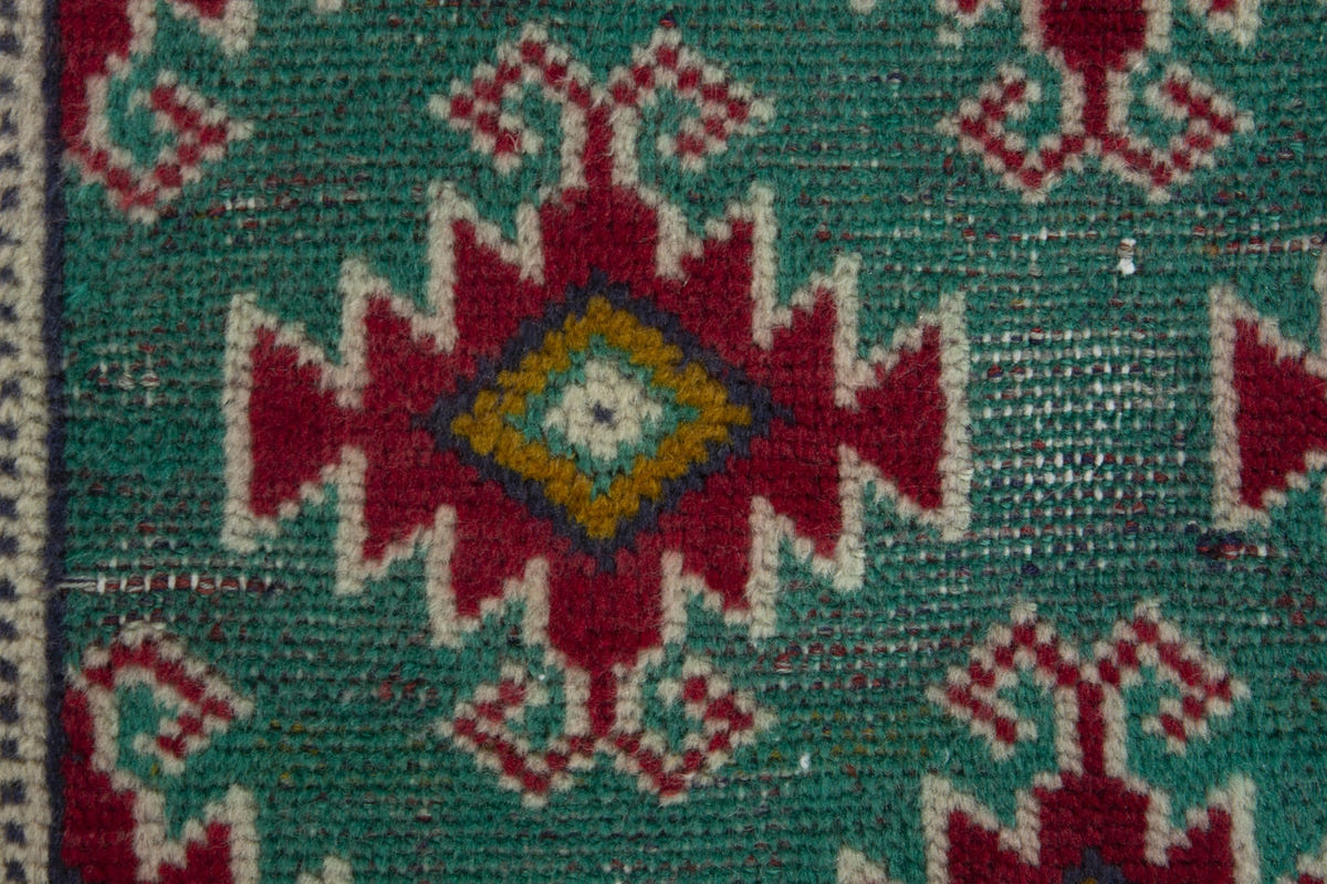 Persian Torkaman accent rug in emerald and cream, view 7 of 9
