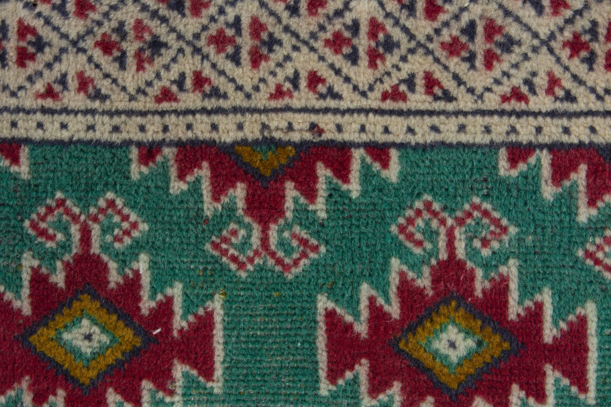 Persian Torkaman accent rug in emerald and cream, view 8 of 9