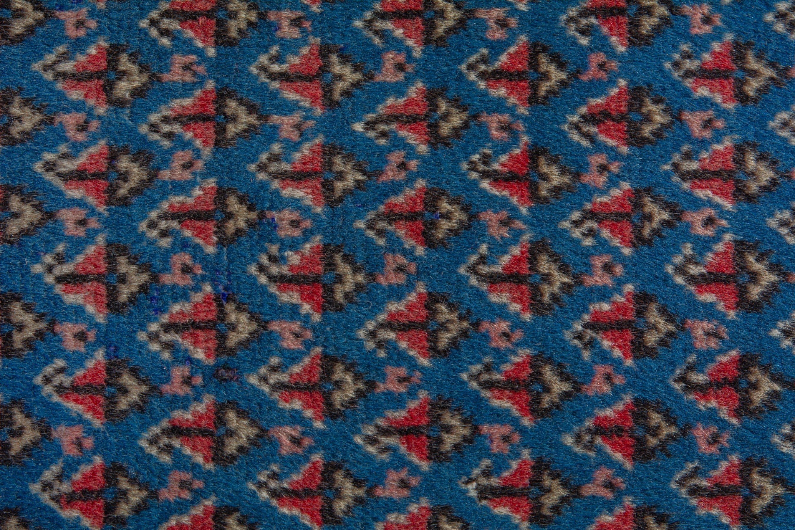 Persian Arak accent rug in denim and cream, view 7 of 8