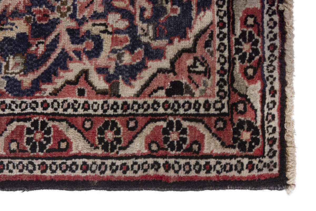 Persian Hamadan accent rug in navy and faded red, view 5 of 8
