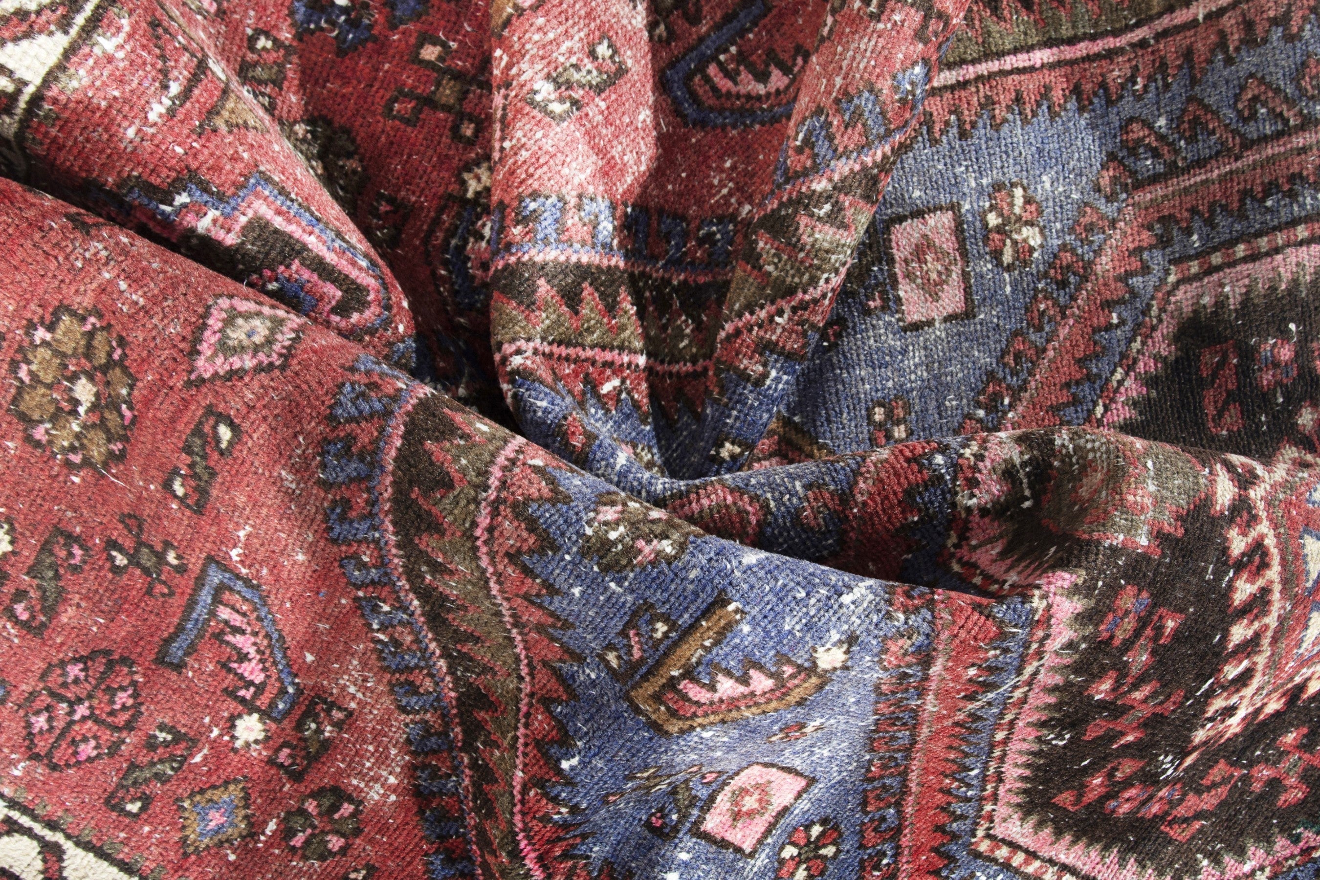 Persian Hamedan accent rug in rust and denim, view 17 of 18