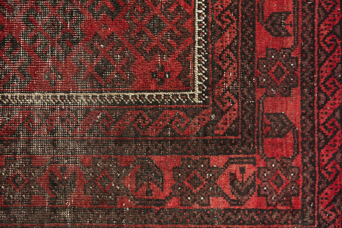 3010, Persian Baluch Area Rug