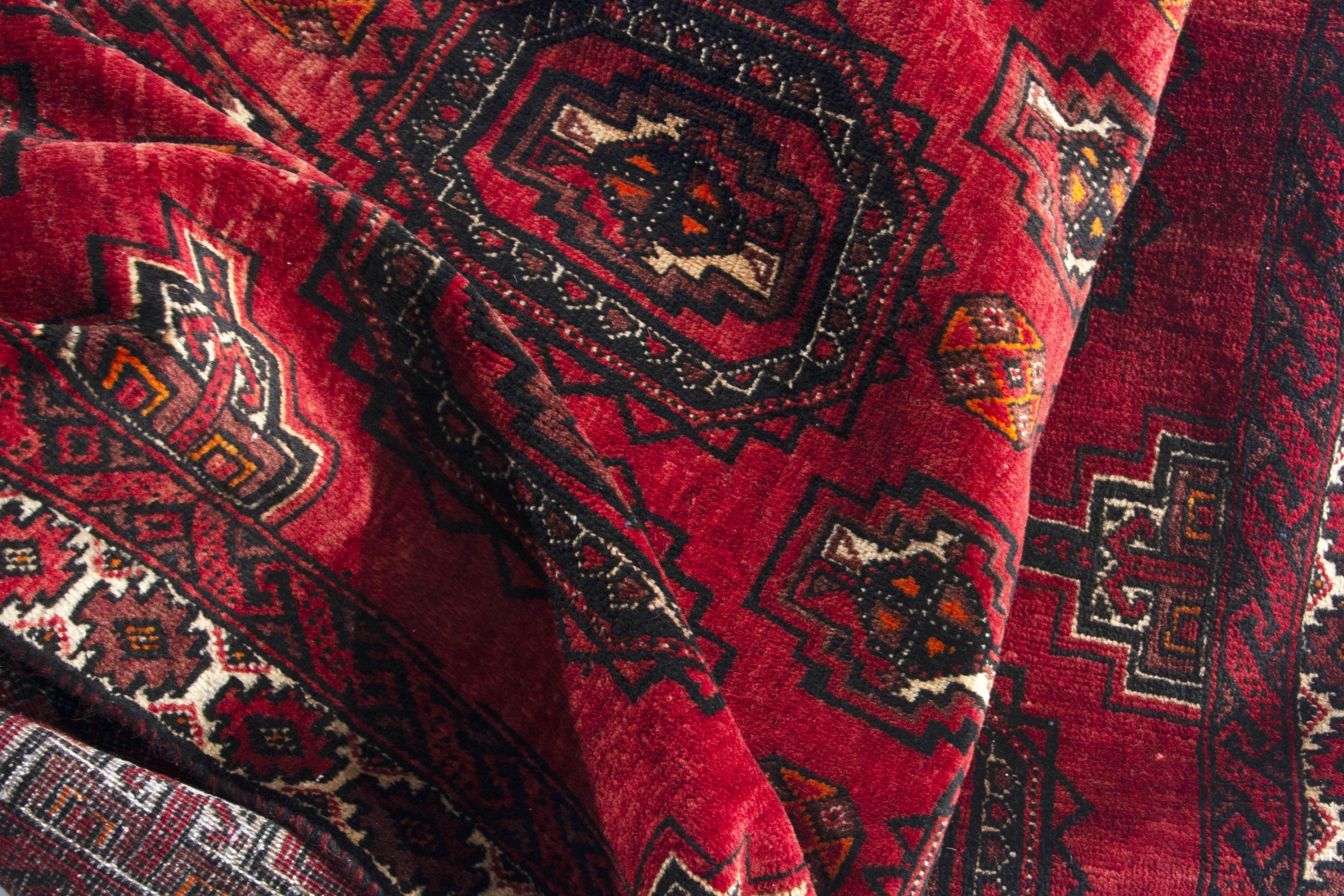 Persian Hamedan accent rug in deep red and dark blue, view 16 of 18