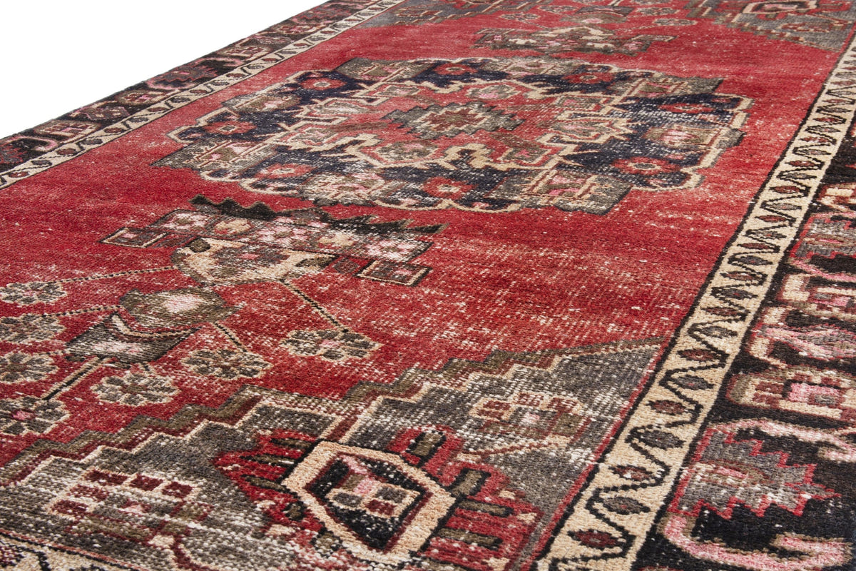 3018, Persian Ferdos Area Rug