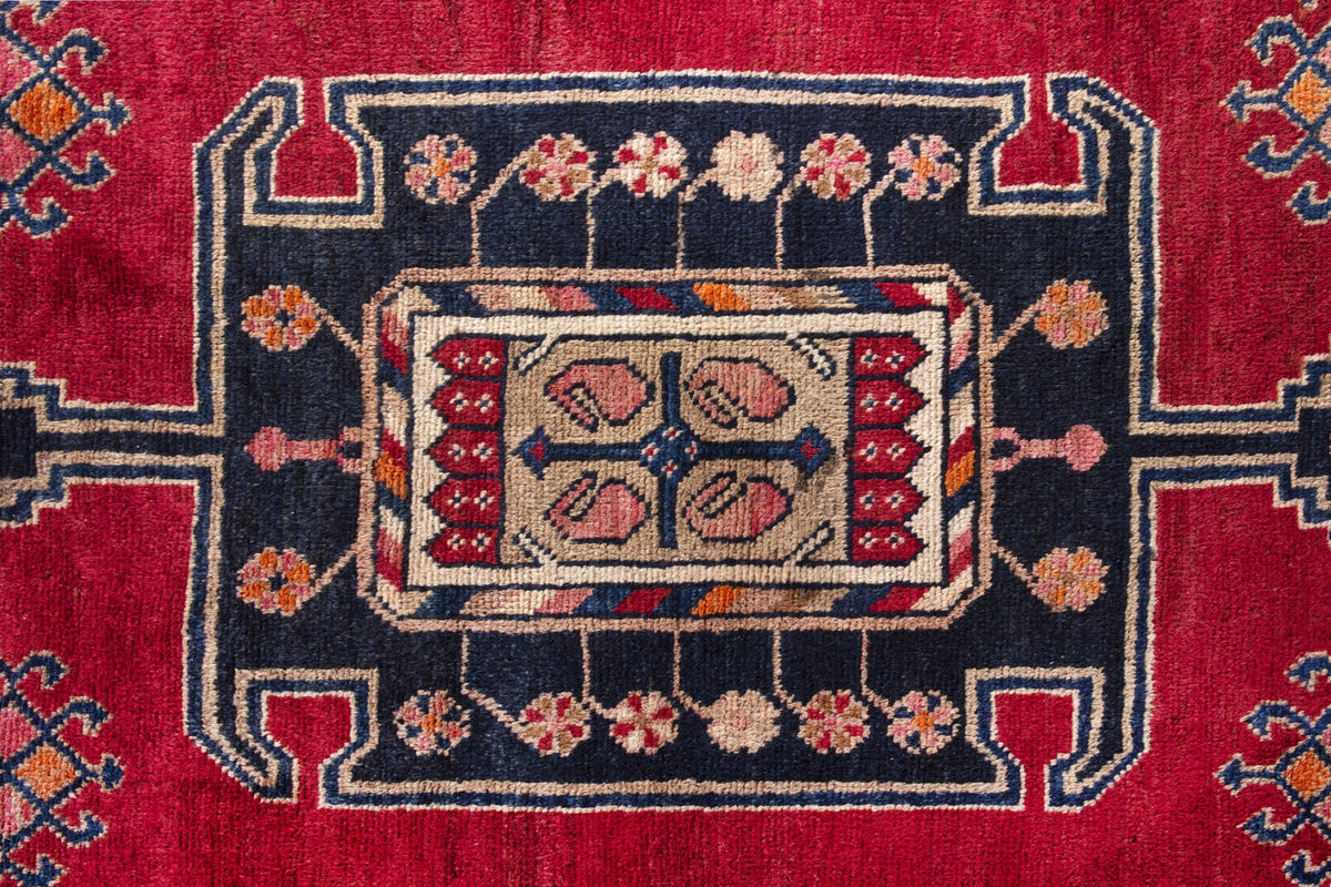 3035, Persian Lori Area Rug
