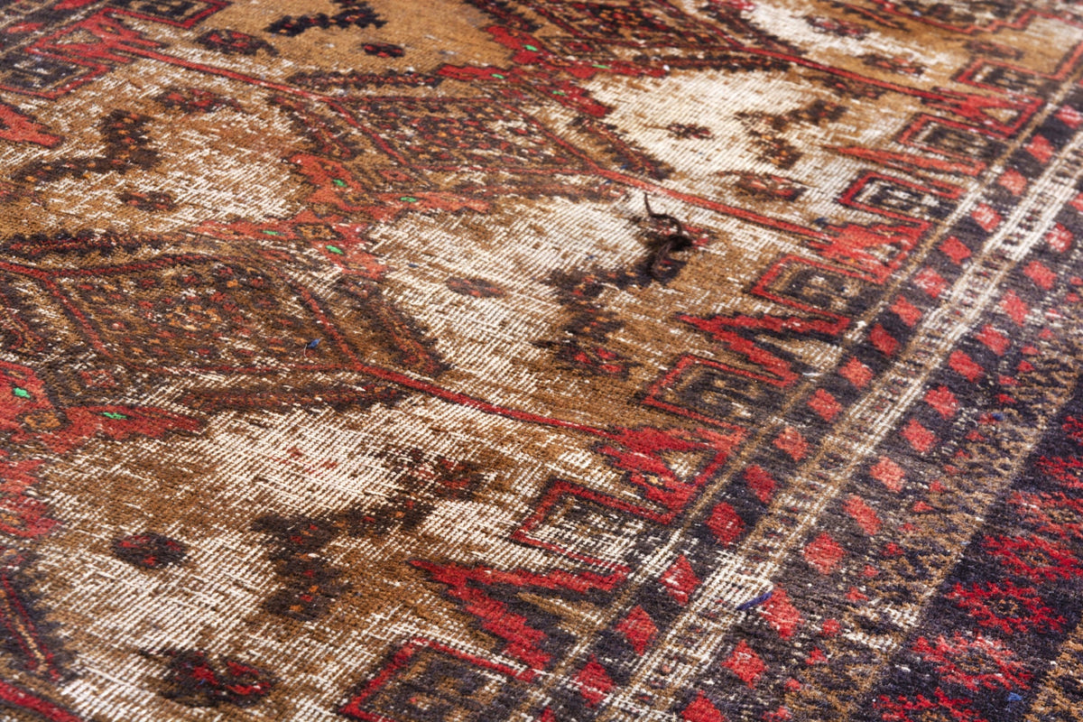 3040, Persian Baluch Area Rug