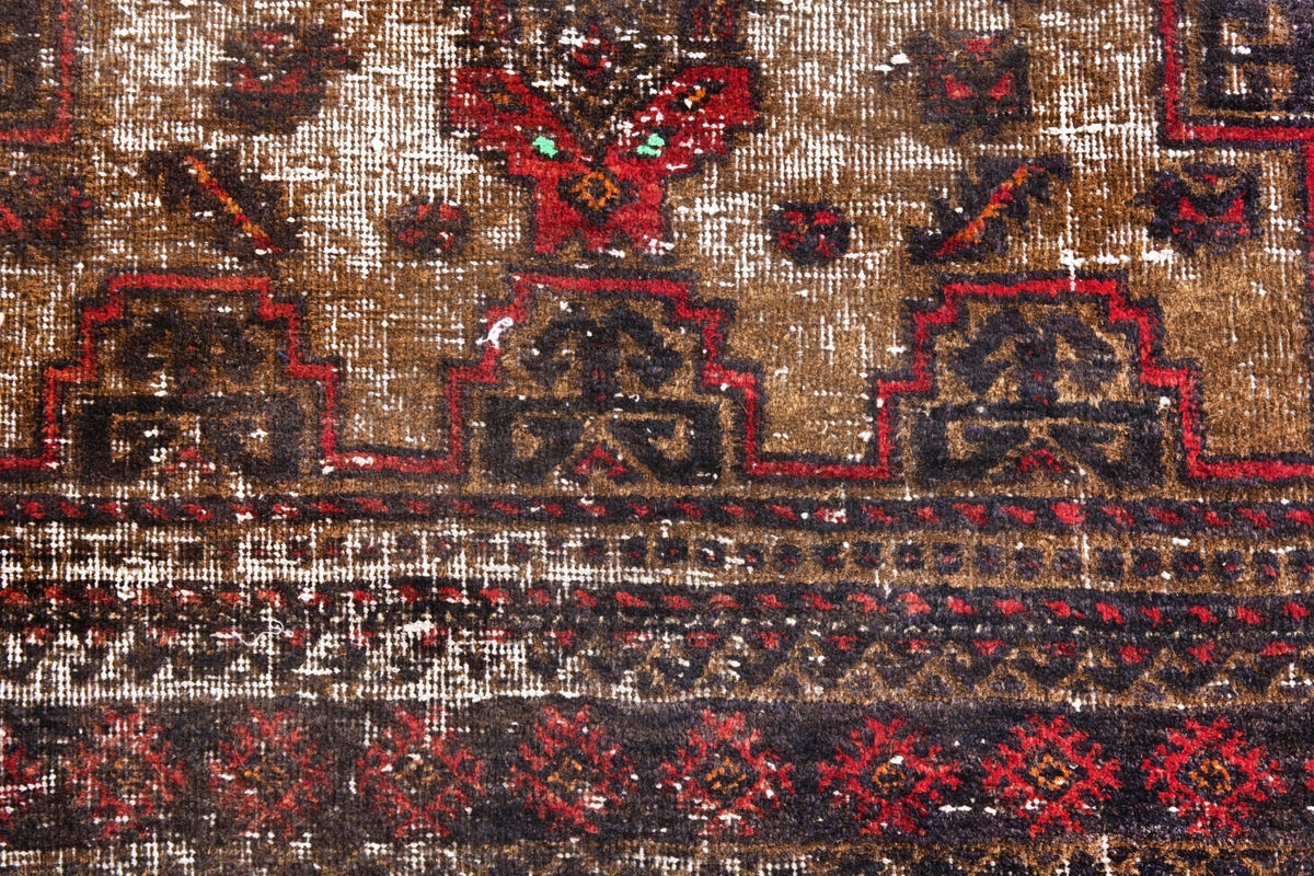 3040, Persian Baluch Area Rug