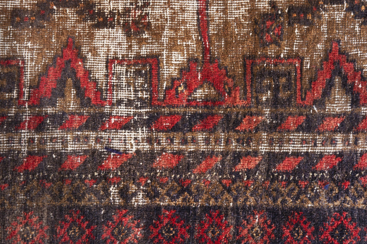 3040, Persian Baluch Area Rug