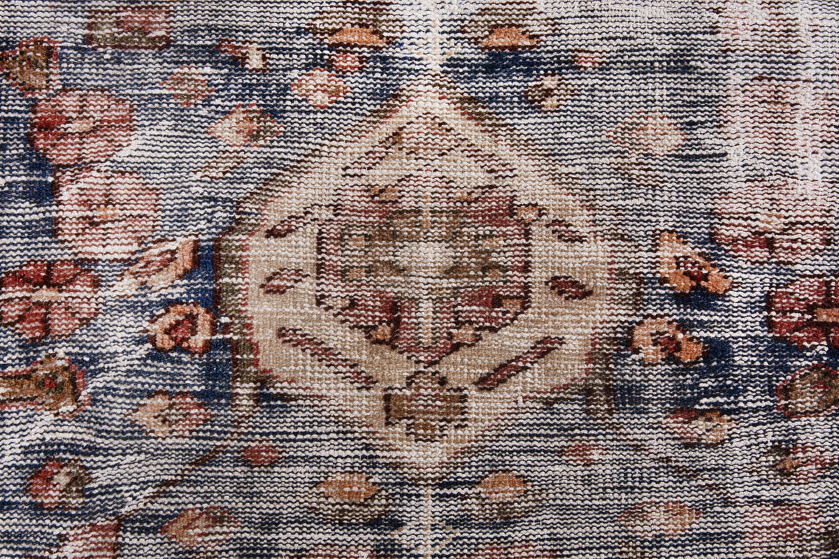 3063, Persian Hamadan Area Rug