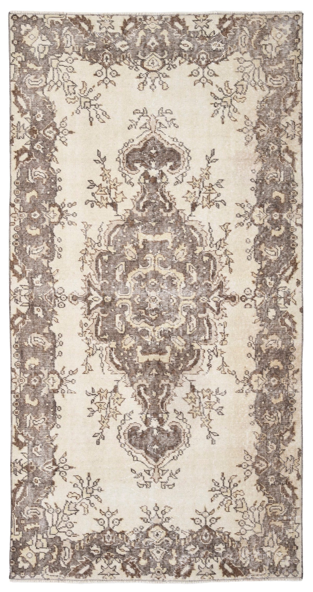 8426, Turkish Isparta Area Rug