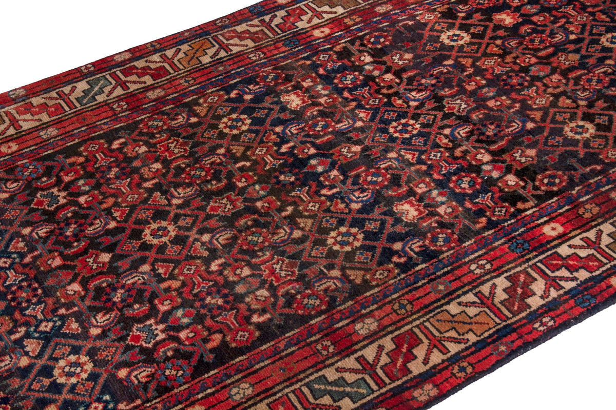 3131, Persian Hamadan Area Rug