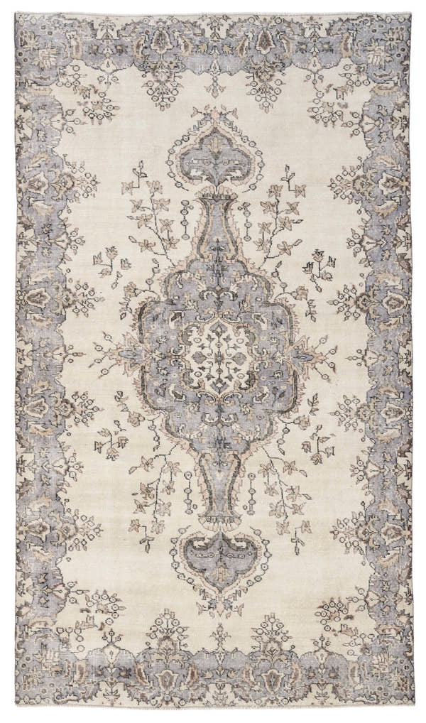 8462, Turkish Isparta Area Rug