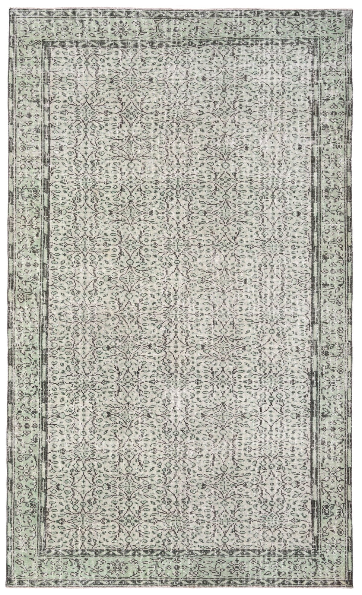 8486, Turkish Manisa Area Rug