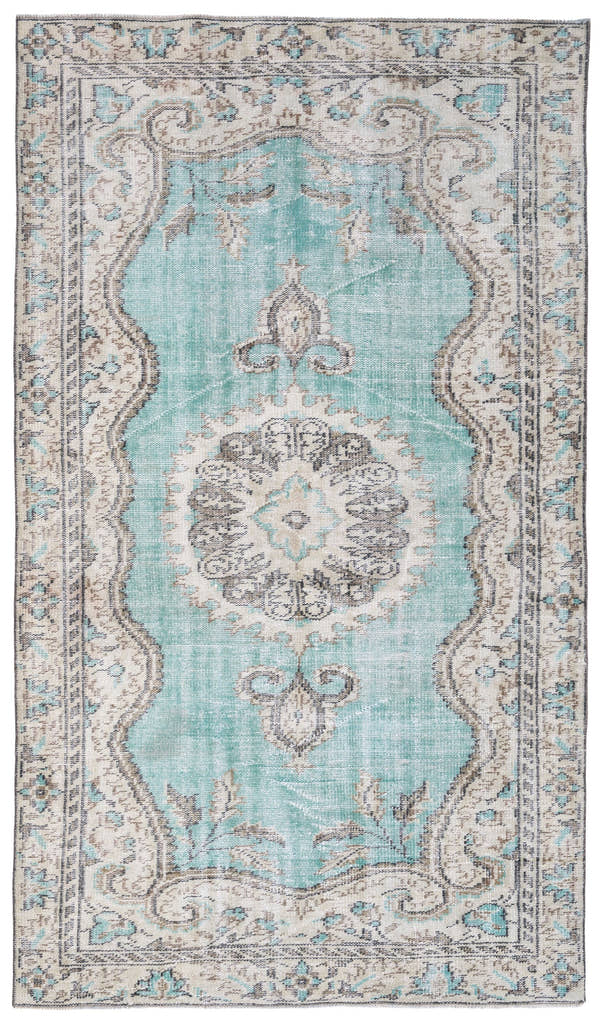 8517, Turkish Manisa Area Rug