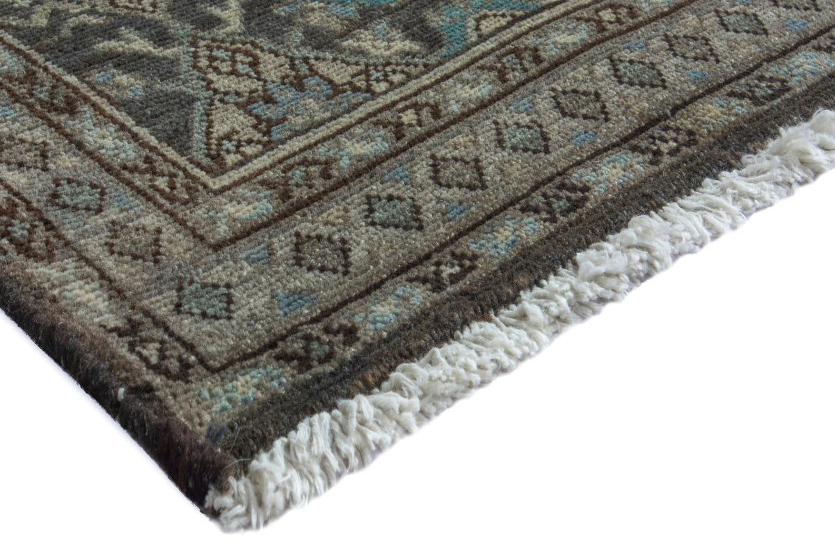 3335, Persian Mahal Area Rug