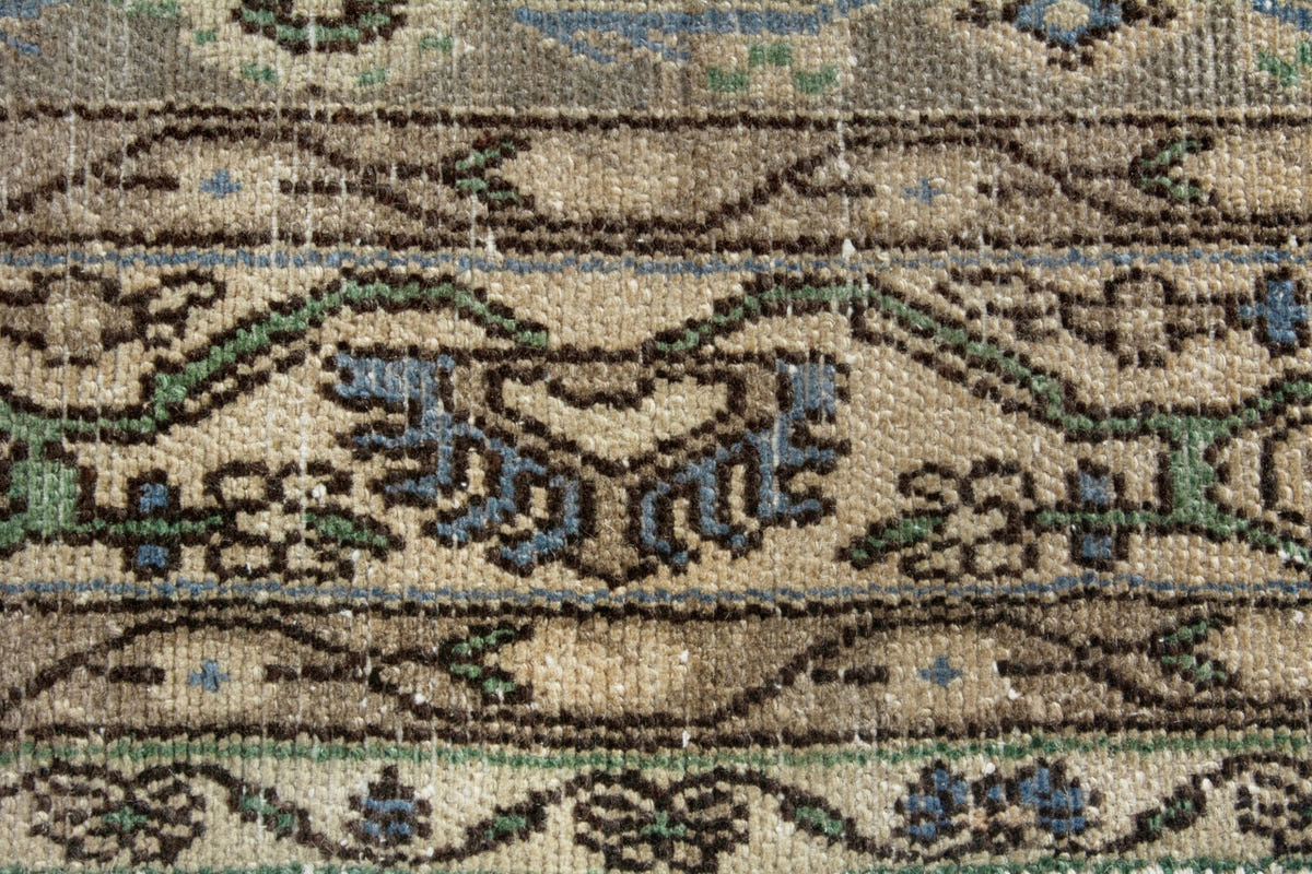 3349, Persian Borujerd Runner Rug