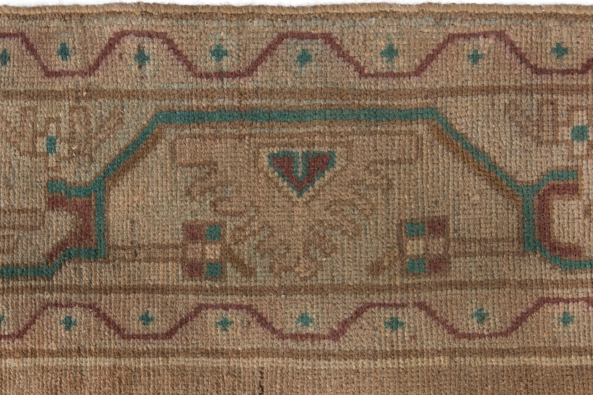 3373, Persian Borujerd Area Rug