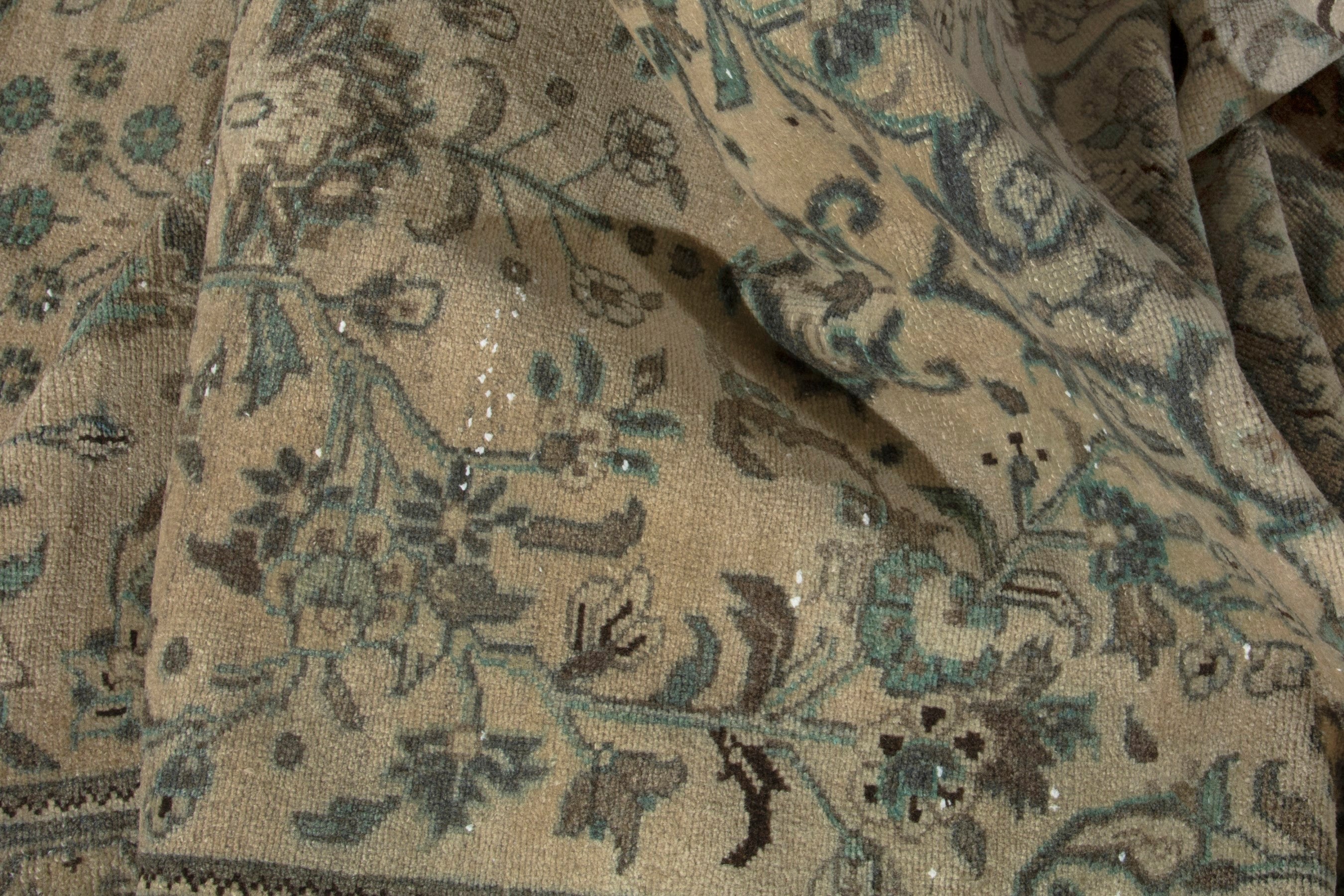 Persian Hamedan runner rug in cream and sage, view 17 of 18