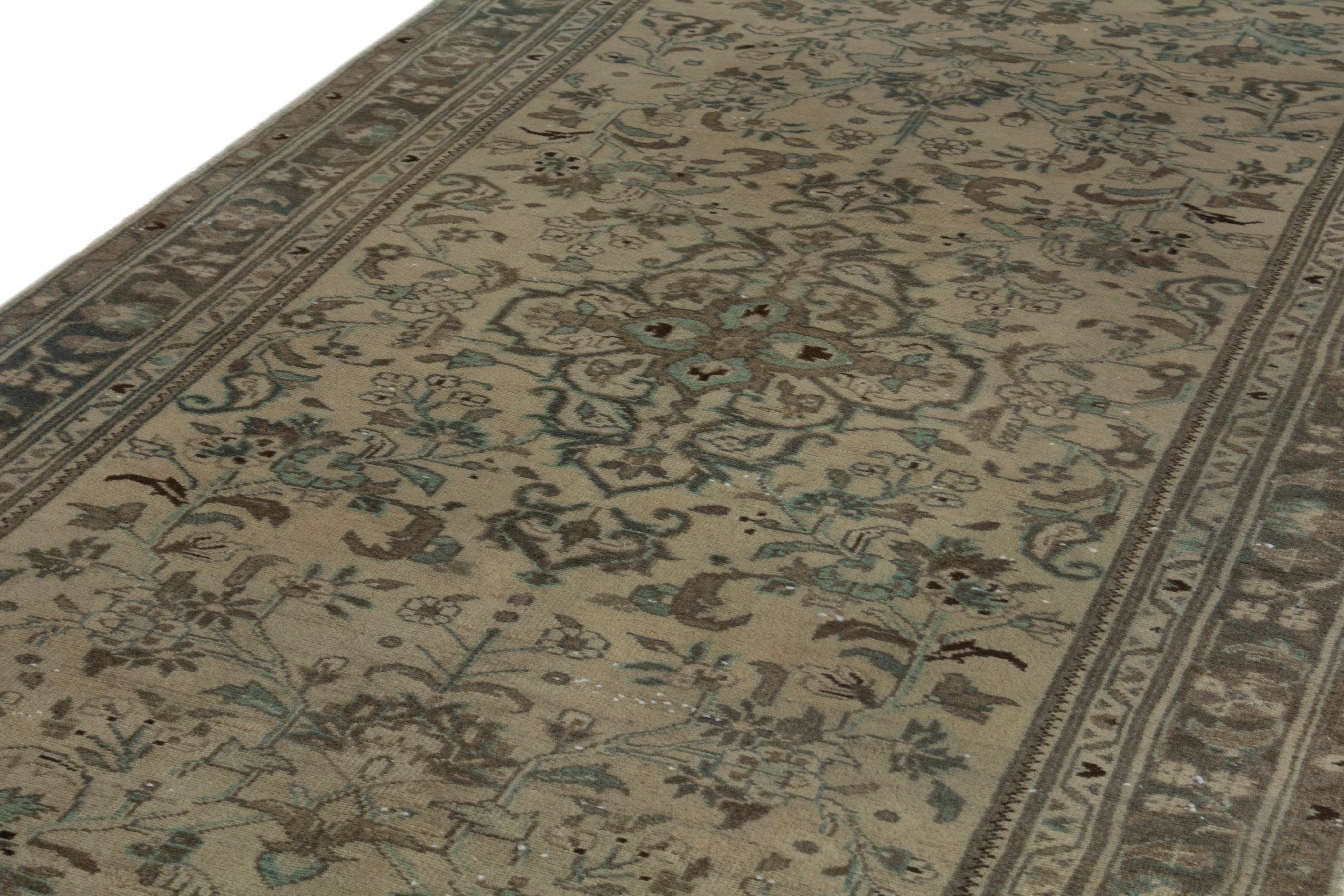 Persian Hamedan runner rug in cream and sage, view 7 of 18