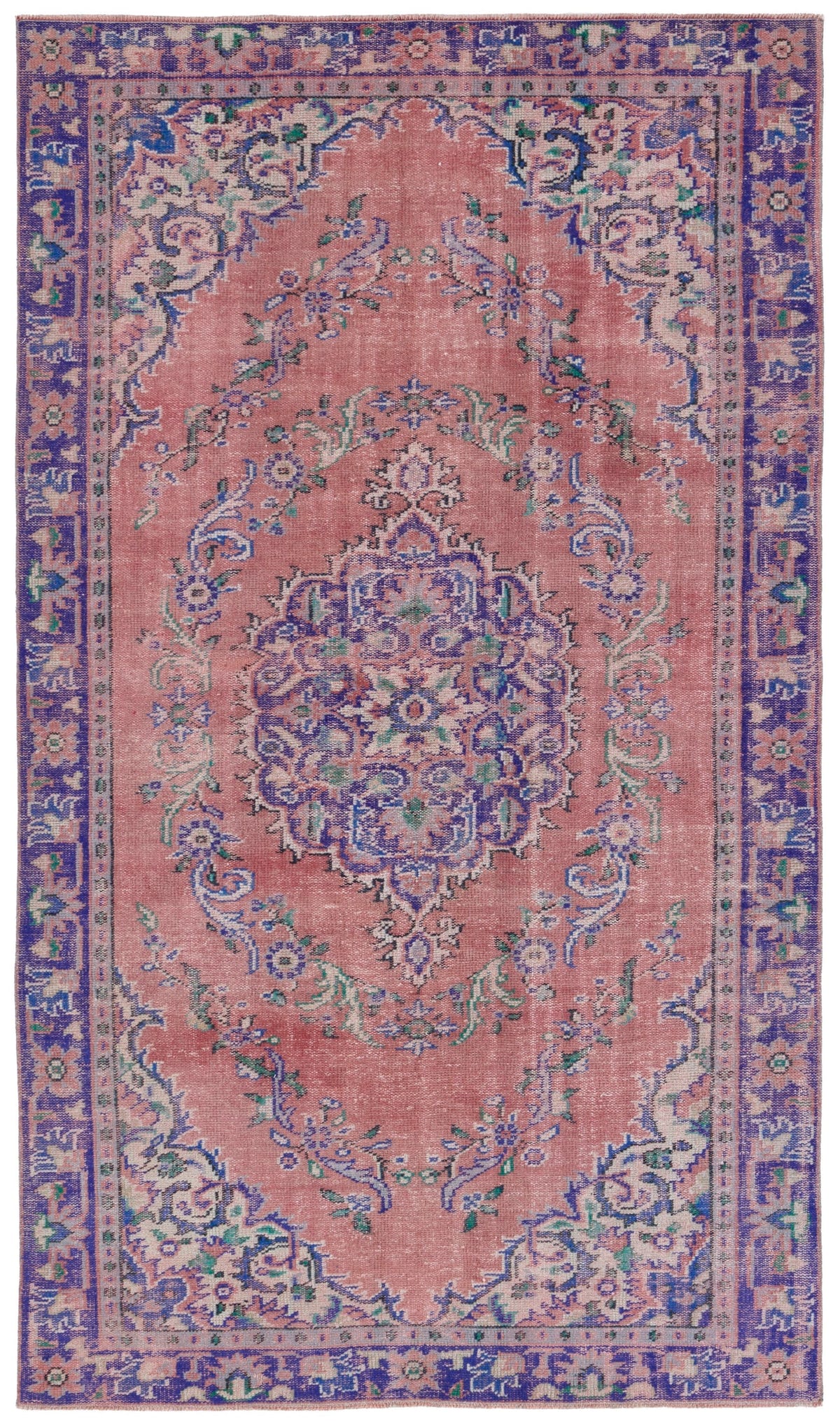 8686, Turkish Manisa Area Rug
