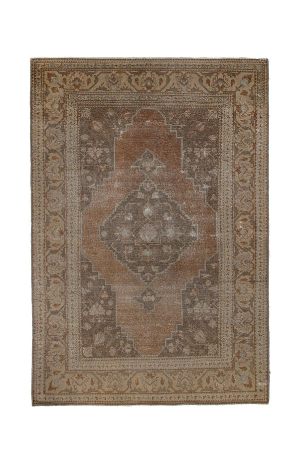 3409, Persian Khoy Area Rug