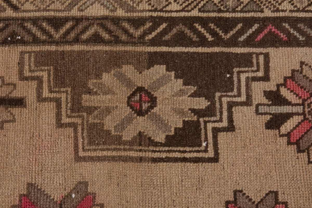 3413, Persian Ardabil Runner Rug