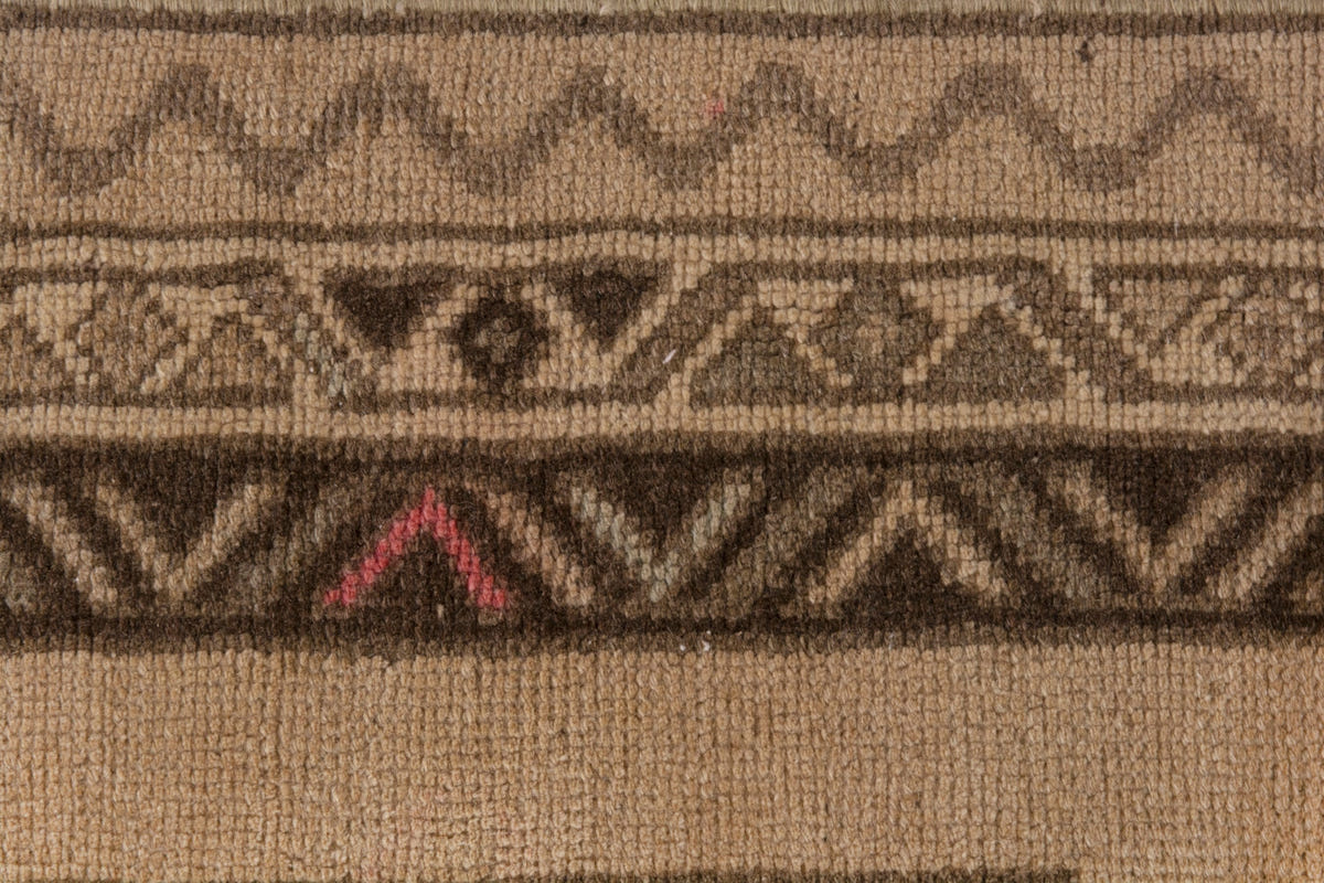 3413, Persian Ardabil Runner Rug