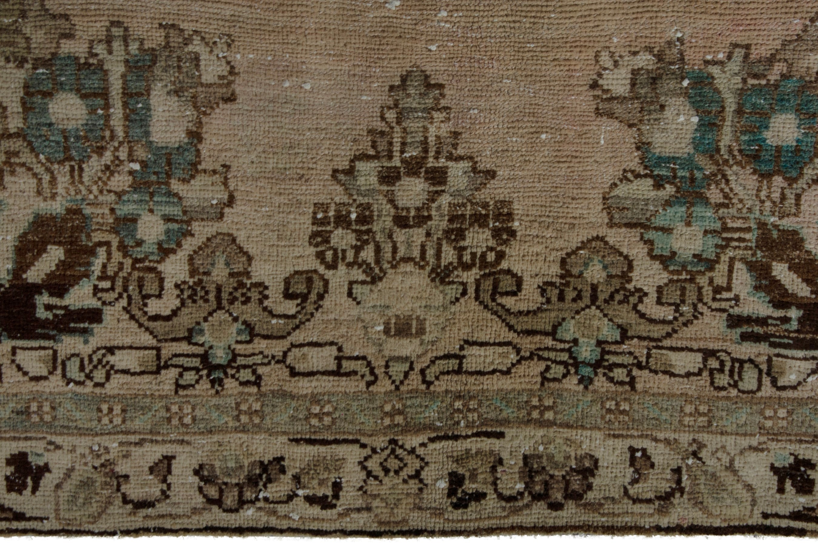Persian Mahal runner rug in beige and sage, view 11 of 20