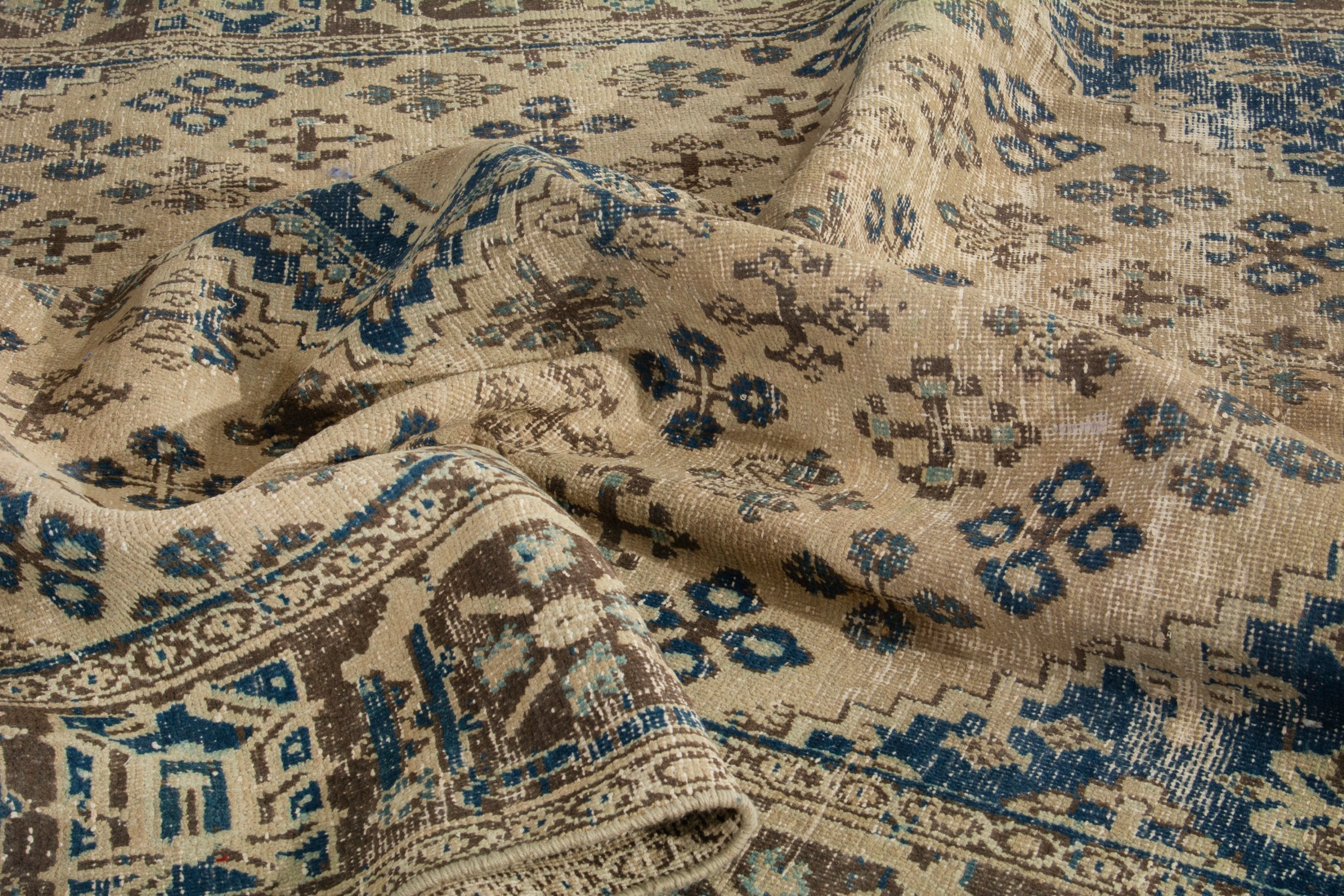 Persian Hamedan area rug in cream and navy, view 17 of 21