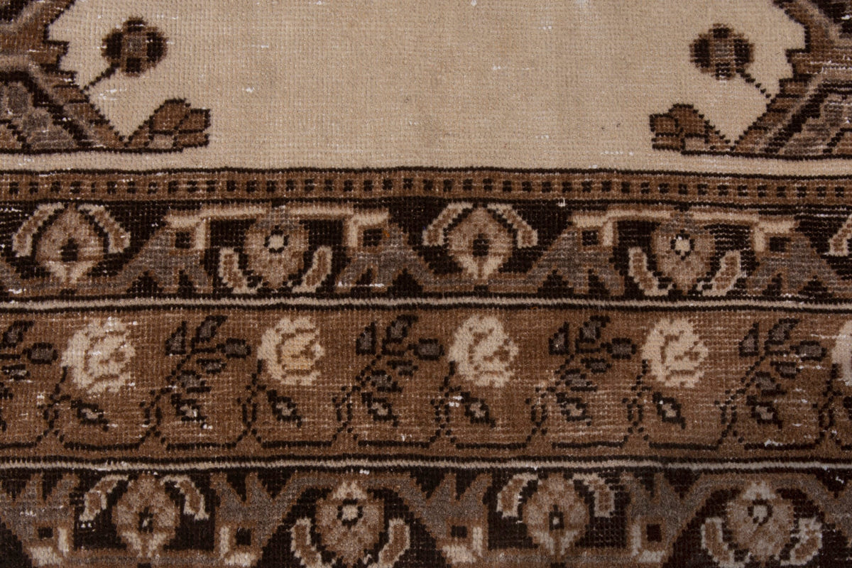 3522, Persian Ferdos Oversized Rug