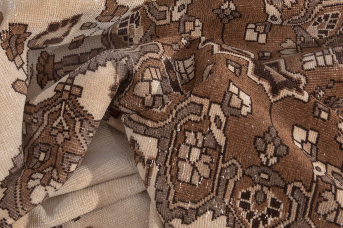 3522, Persian Ferdos Oversized Rug